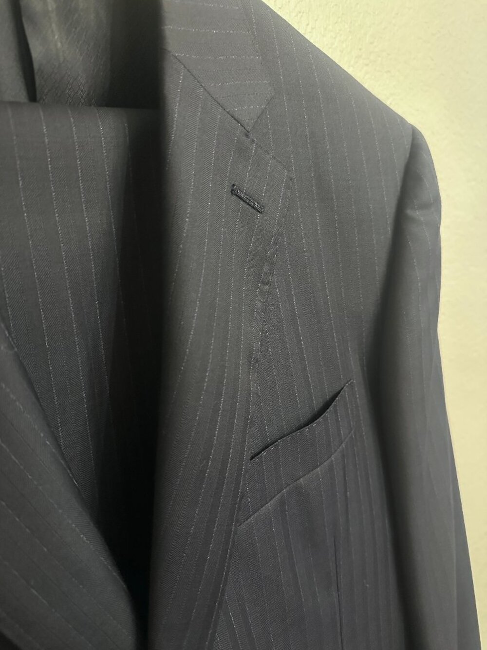 Canali Exclusive Navy Pinstripe Suit US 40R 100% Wool Super 150's - Picture 7 of 12